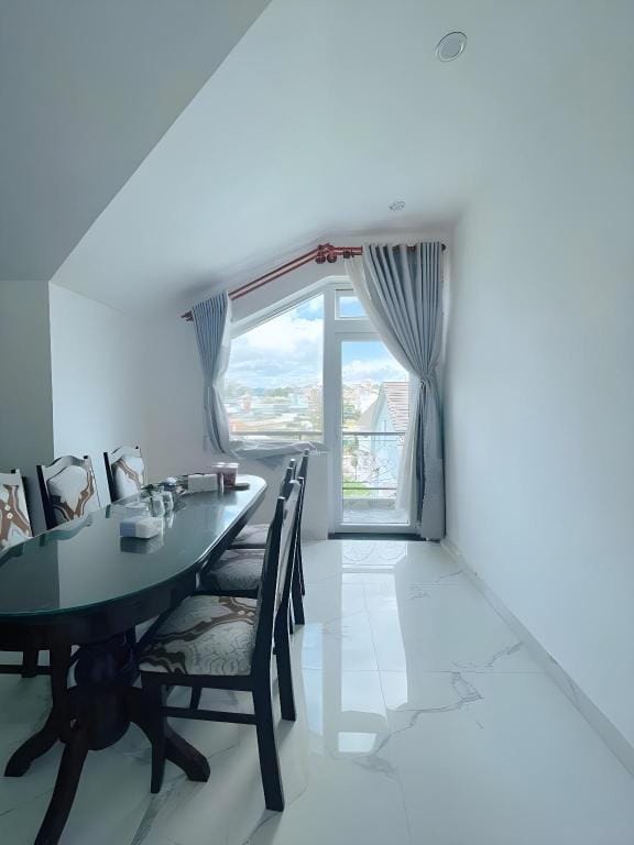 Nha cua Nau - Homestay Đa Lat Hotel in Dalat