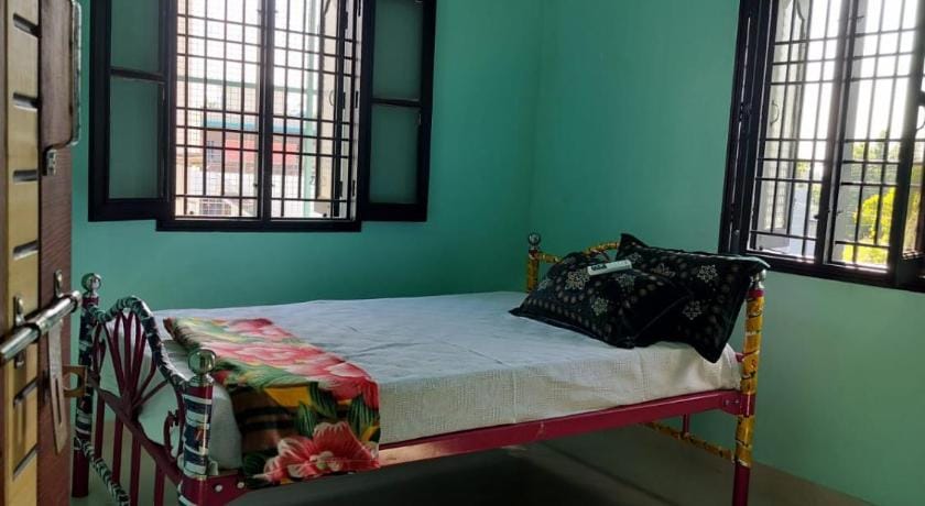 Neyo Guest House Hotel in Tamil Nadu