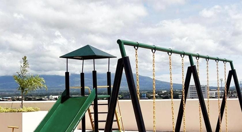 Dazzling Dash Apartelle Hotel in Naga
