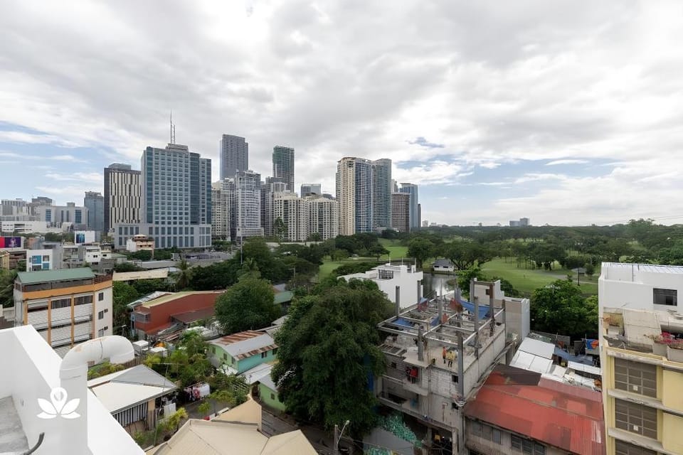 MARVELLE STUDIOS Hotel in Makati