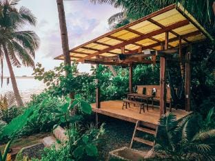 ShakaBrah's beachfront dorm Hostel in General Luna