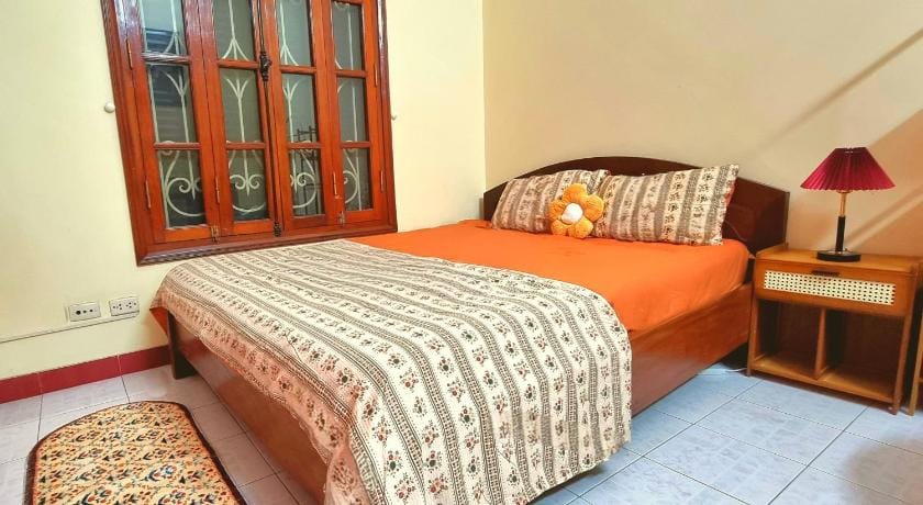 LushStay Private Room - Hanoi Train Street Hotel in Hanoi