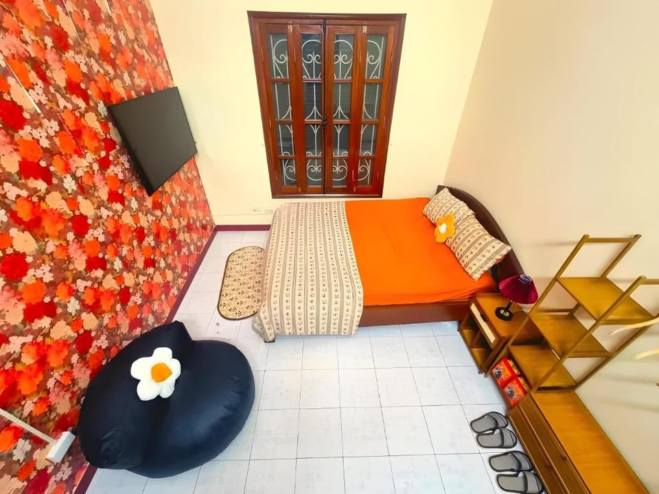 LushStay Private Room - Hanoi Train Street Hotel in Hanoi