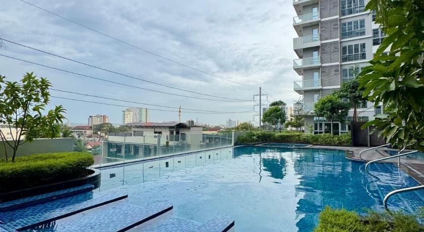Palladium Iloilo - Executive Studio with Bedroom Hotel in Iloilo City