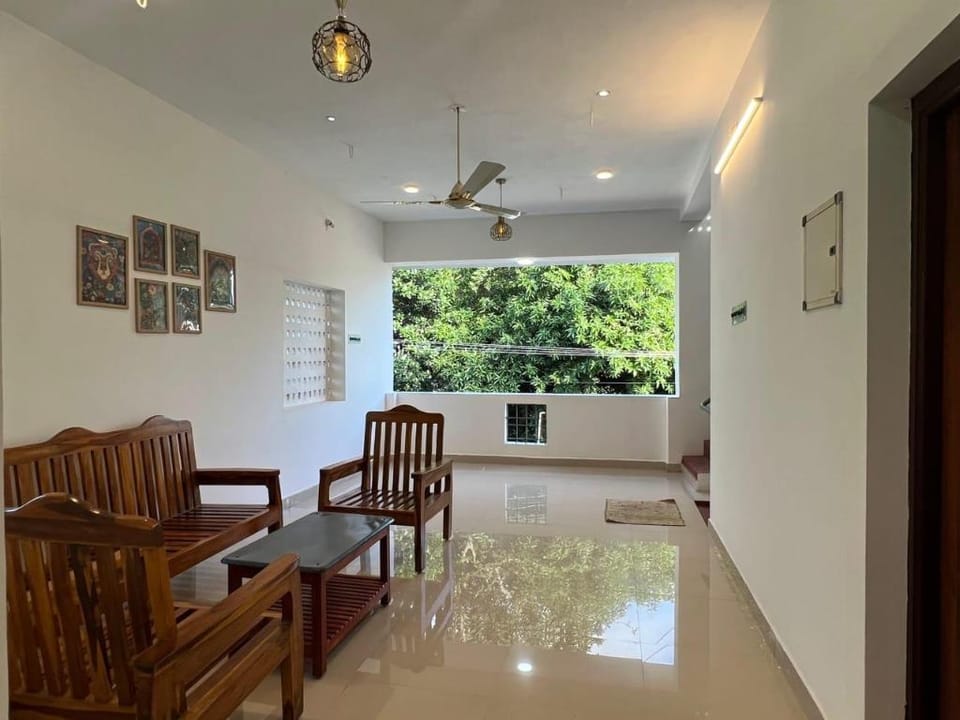 Victoria's Retreat Hotel in Tamil Nadu