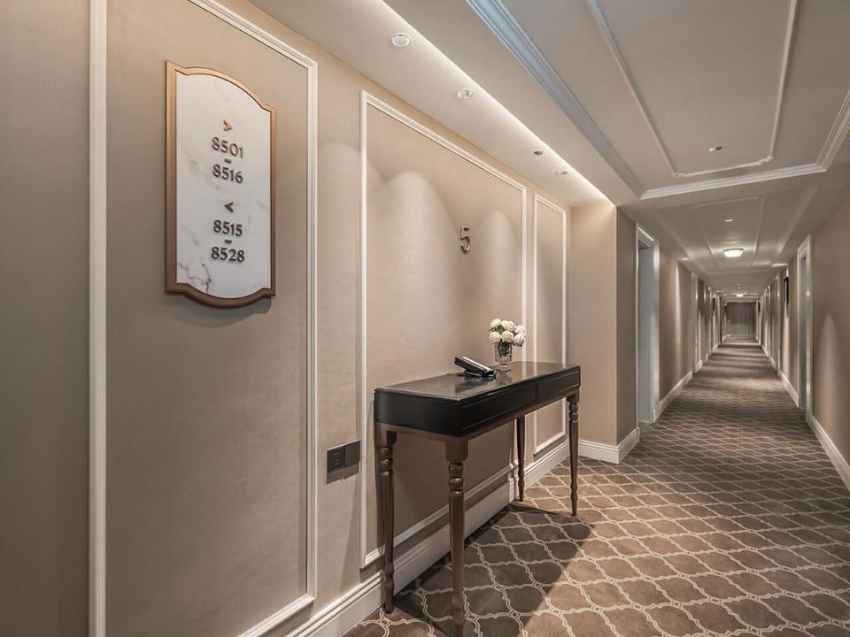 Vienna International Hotel Classic Edition Dongyang Hengdian World Studios Dream Valley Hotel in Zhejiang