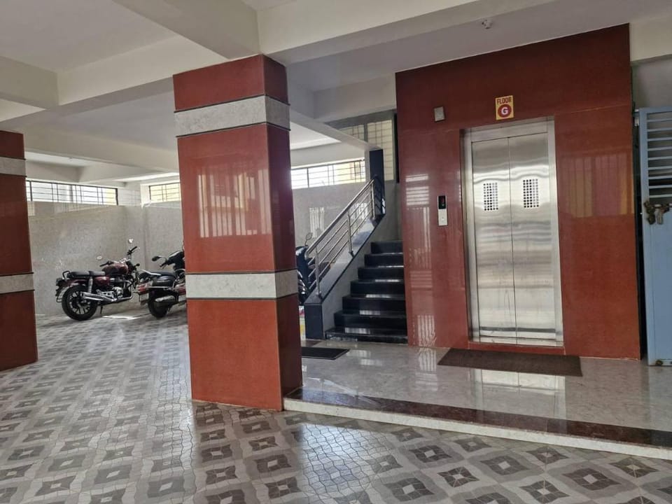 Sunshine Comfy Stay Hotel in Pune
