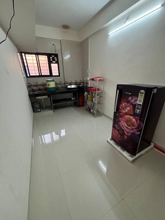 Sunshine Comfy Stay Hotel in Pune