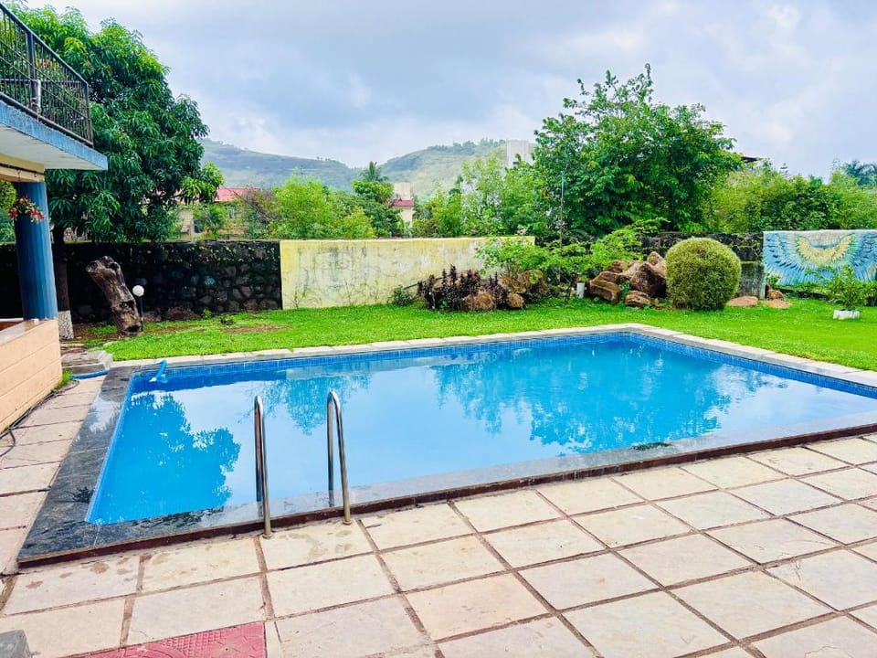 Bailey's Castle Villa Hotel in Lonavla