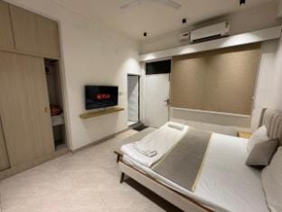 Luxury Sangam Homestay  Apartment in Uttar Pradesh