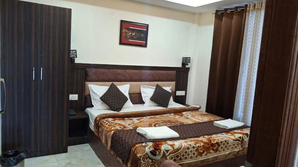 SKY HILLS HOTELs Hotel in Shimla