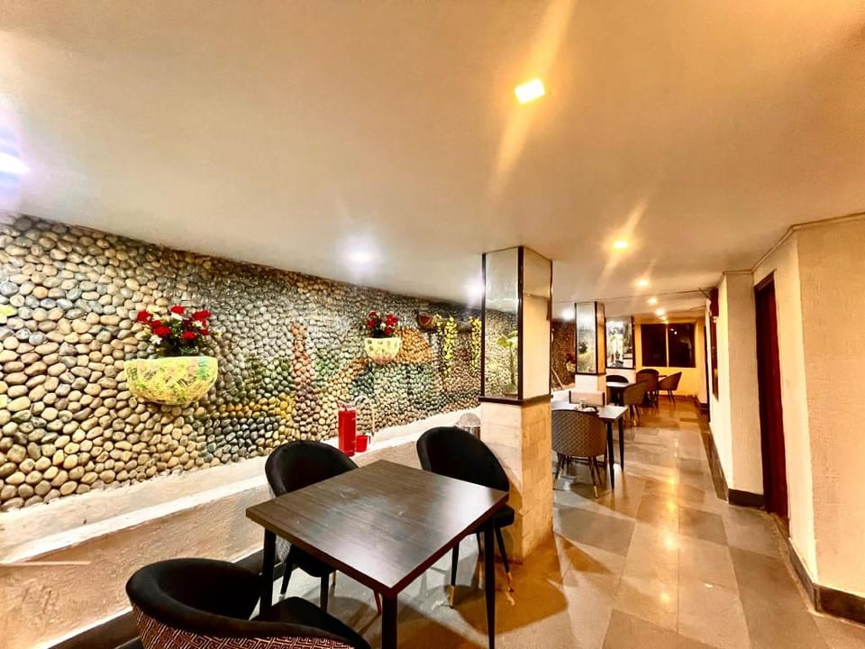 Hotel Roshie Mall Road Mussoorie Picture Palace Hotel in Uttarakhand