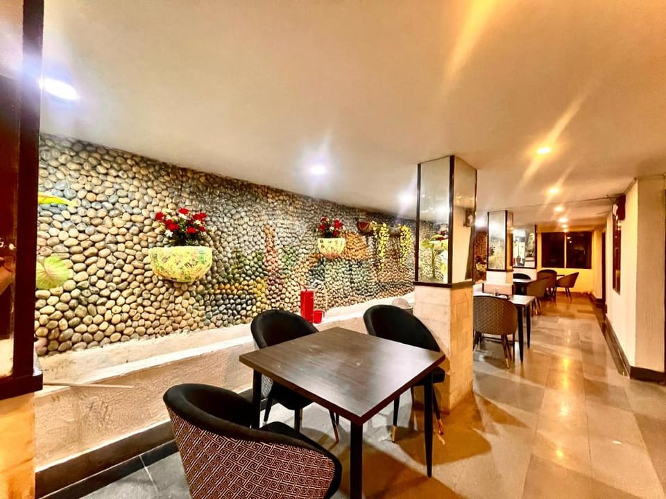 Hotel Roshie Mall Road Mussoorie Picture Palace Hotel in Uttarakhand