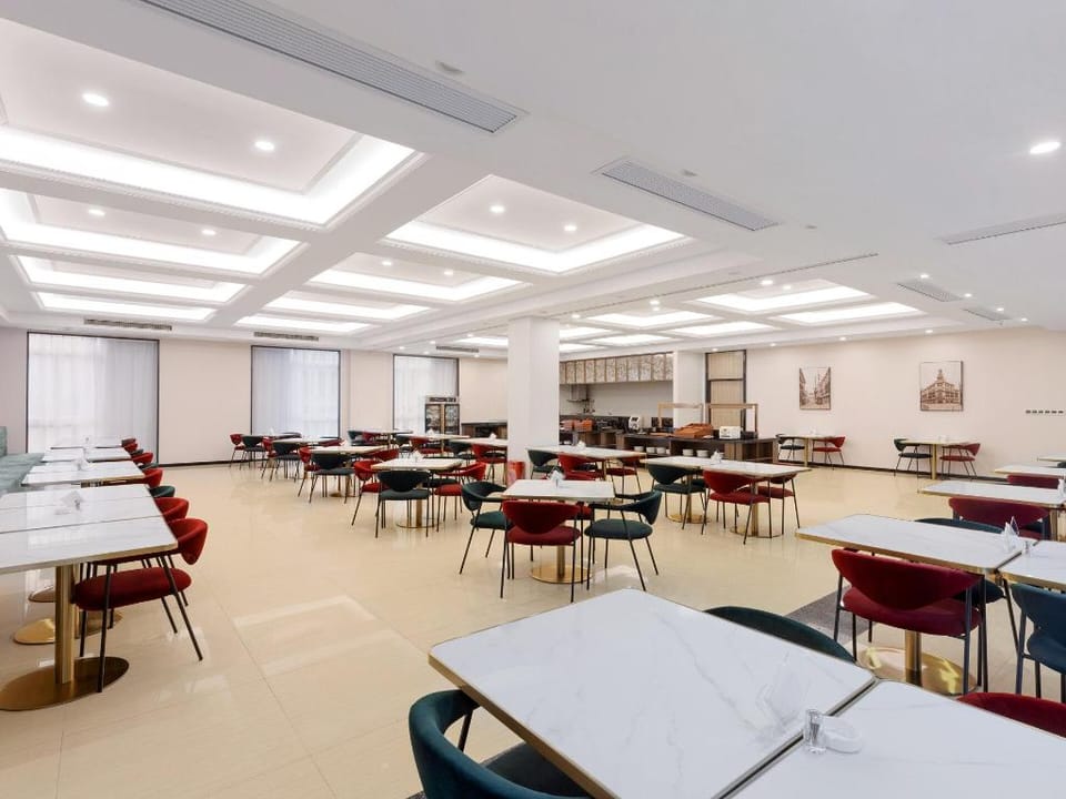 Jinjiang Metropolo Hotel Shapingba High-speed Railway Station Chongqing University Hotel in China