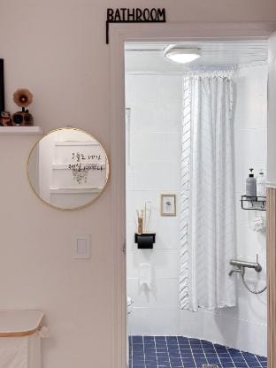 Opening Deal 7min Itaewon, Terrace, Conv Store1min Apartment in Seoul