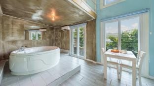 Gapyeong Nami Island Pet-Friendly Spa Pe Bed and Breakfast in Gyeonggi-do
