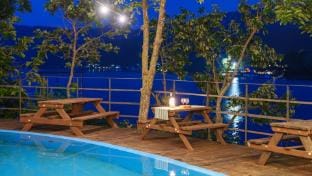 Gapyeong Nami Island Pet-Friendly Spa Pe Bed and Breakfast in Gyeonggi-do