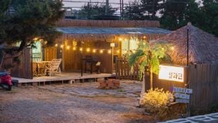 Gangneung Aladdin Surfing Pension Bed and Breakfast in South Korea