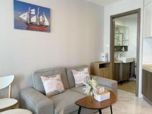 Artisan One-Bed Suite – Ratchada Apartment in Bangkok