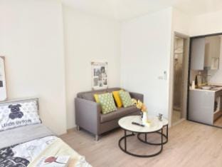 The Rich Rama 9 - Luxury Apartment in Bangkok