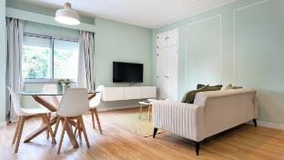 Green House Spacious and Central Apartment Vacation rental in Porto