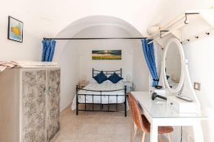 Casa Sordella, villa with views over own vineyard Villa in Ceglie Messapica