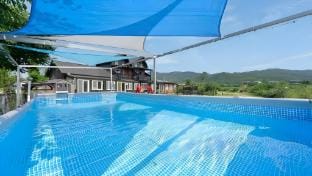 Ganghwado Violet Pension Bed and Breakfast in Gyeonggi-do