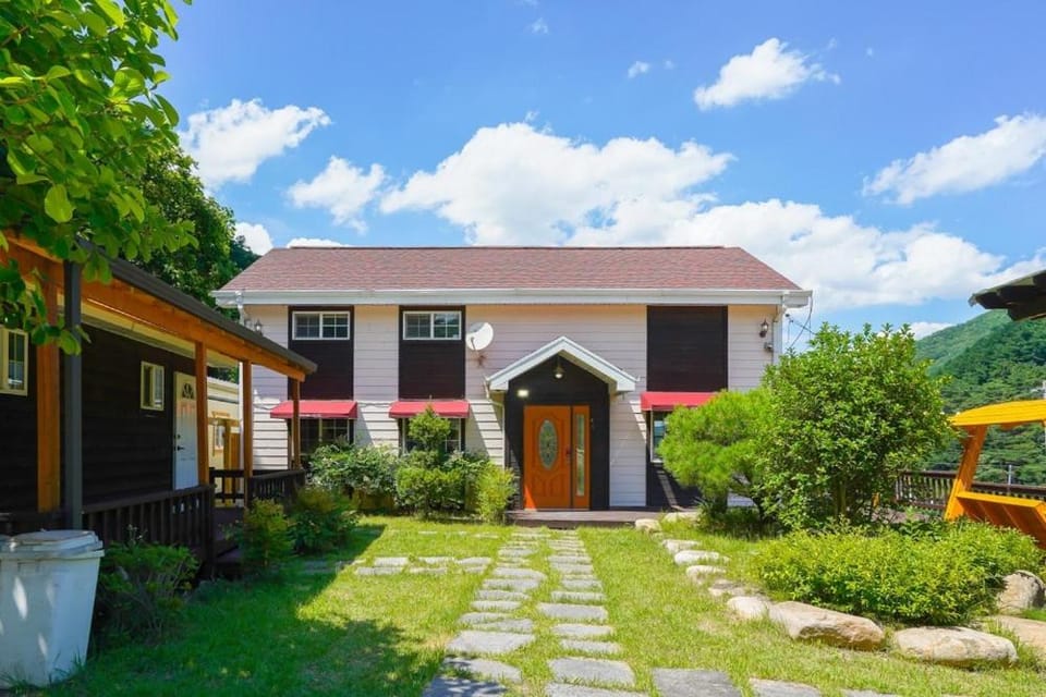 Gyeongju Healing House Pension Bed and Breakfast in South Korea