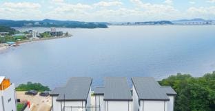 Ongjin Guardians Pool Villa Bed and Breakfast in Gyeonggi-do