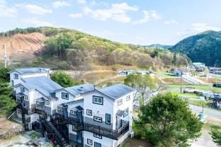 Hongcheon D-Day Pension Camping Bed and Breakfast in Gyeonggi-do