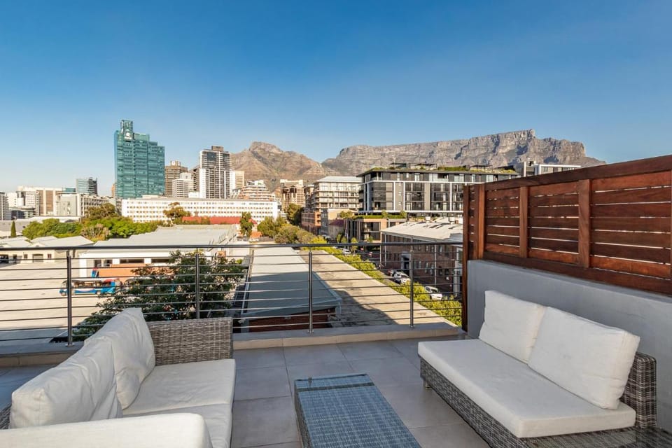 The Docklands Two Bedroom Superior Apartment Apartment in Cape Town
