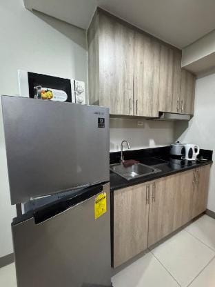 Coast 12th roxas blvd picc Vacation rental in Pasay