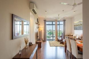 Diplomat Suites at Heights Residencies Vacation rental in Colombo