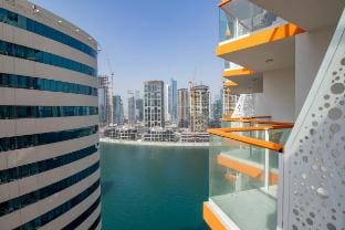 Millenium Binghatti-Studio/Canal View/Business Bay Vacation rental in Dubai