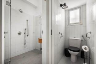 Ben Yehuda Elegant Green Charm Apartment in Tel Aviv-Yafo