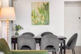 Ben Yehuda Elegant Green Charm Apartment in Tel Aviv-Yafo