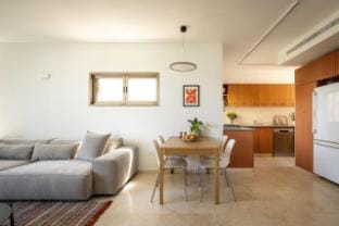 Green Oasis in Tel Aviv's Old North Apartment in Tel Aviv-Yafo