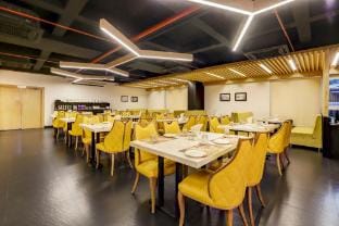 Townhouse OAK Kzar Corporate Hotel Near Sealdah Railway Station Hotel in Kolkata