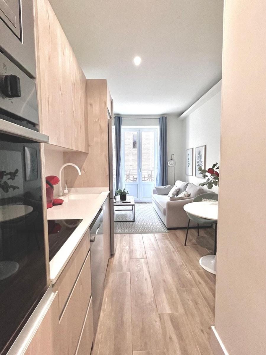 dPLACE To Be - Luxury Apt in Barrio de Salamanca Apartment in Madrid