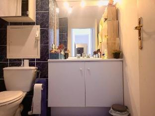 Cozy Room with Private Bathroom Near The Arena Vacation rental in Courbevoie