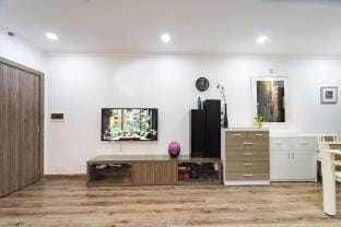 1 Bedroom, Warm and Peace in central An Khanh, D2 Apartment in Ho Chi Minh City