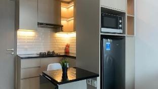 Apt Vasanta Innopark 2BR with Infinity Pool Vacation rental in West Java