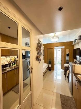 LUXURY STAYCATION AT PRIME LOCATION MALL OF ASIA SHELL RESIDENCES PASAY Apartment in Pasay
