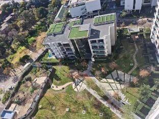 Emerald Studio Menlyn Maine Vacation rental in Pretoria