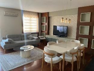 Modern 2BR Flat Near Nişantaşı Vacation rental in Istanbul