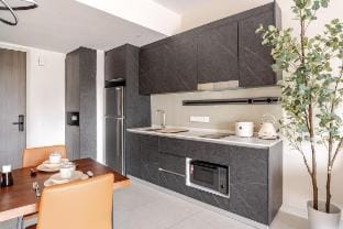 Modern Tropical Unit  in the City Apartment in Federal Territory of Kuala Lumpur