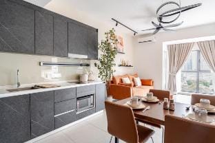 Modern Tropical Unit  in the City Apartment in Federal Territory of Kuala Lumpur