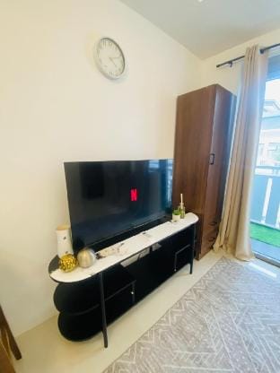 * * WV 23 Cozy Nest for 3-Pax Vacation rental in Iloilo City