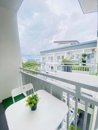 * * WV 23 Cozy Nest for 3-Pax Vacation rental in Iloilo City