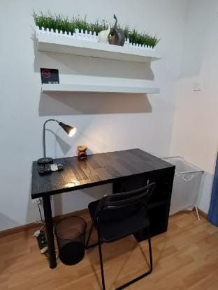 ?Cosy studio?King bed/WiFi/Indoor Parking青旅一族 Apartment in Petaling Jaya
